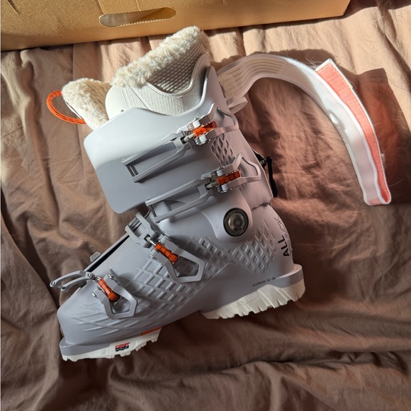 Rossignol AllTrack 80W Grey Lavender Women Ski Boots 25.5 - Picture 9 of 12